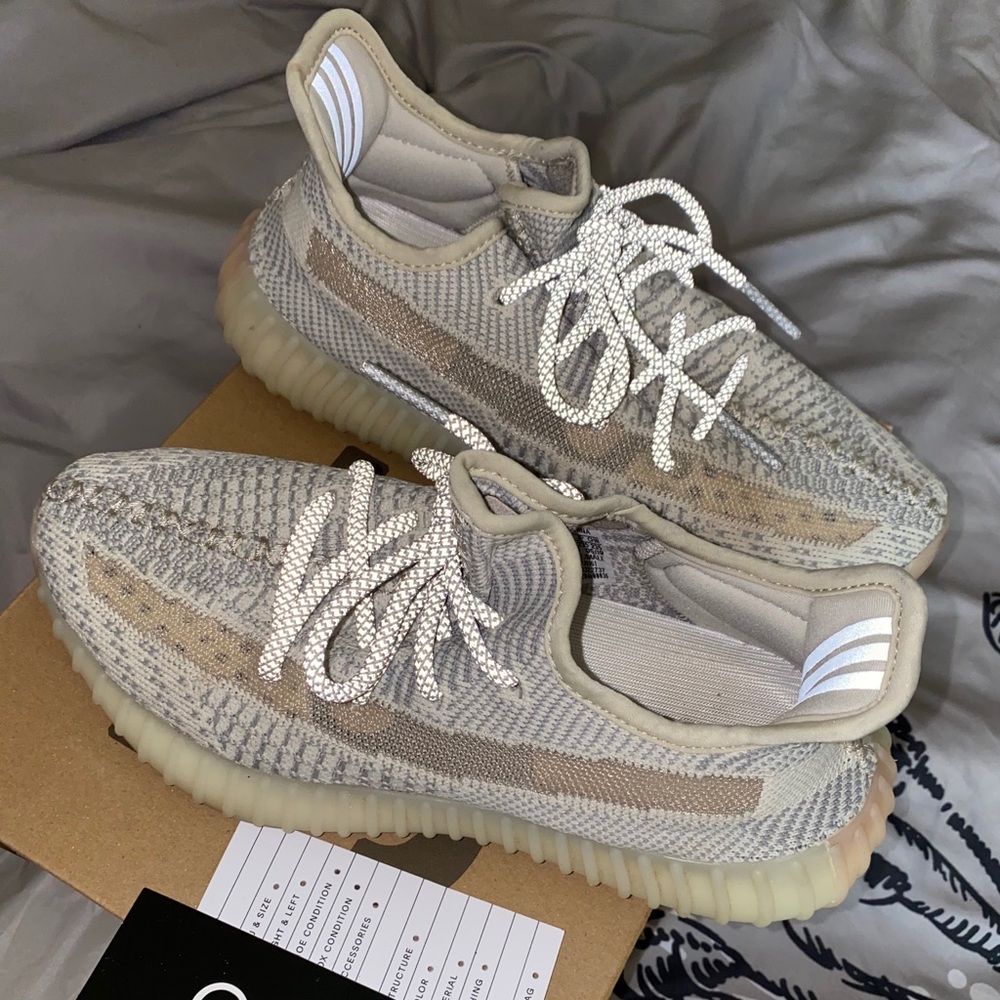 Yeezy Boost 350 V2